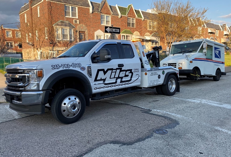 Car Winch Out in Philadelphia