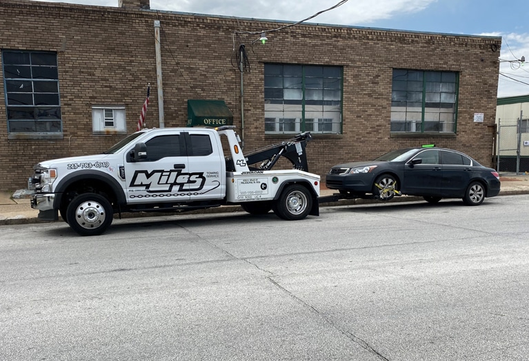 Roadside Assistance in Philadelphia